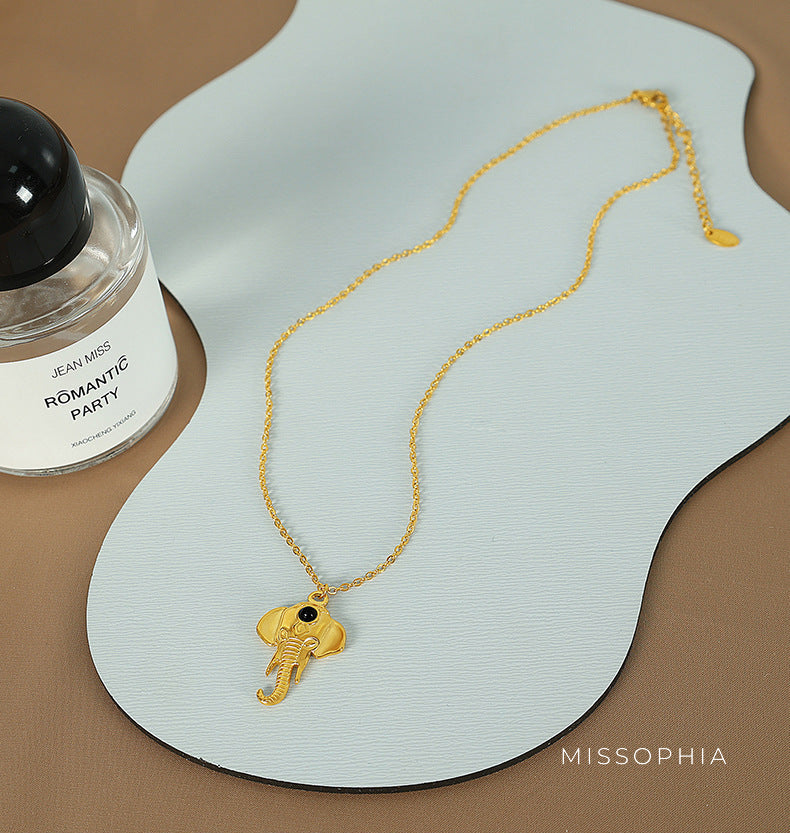 Tristyn Lucky Elephant Necklace [MJWP02N8]