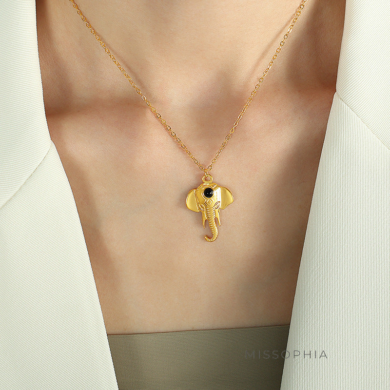 Tristyn Lucky Elephant Necklace [G0VCRYU2]