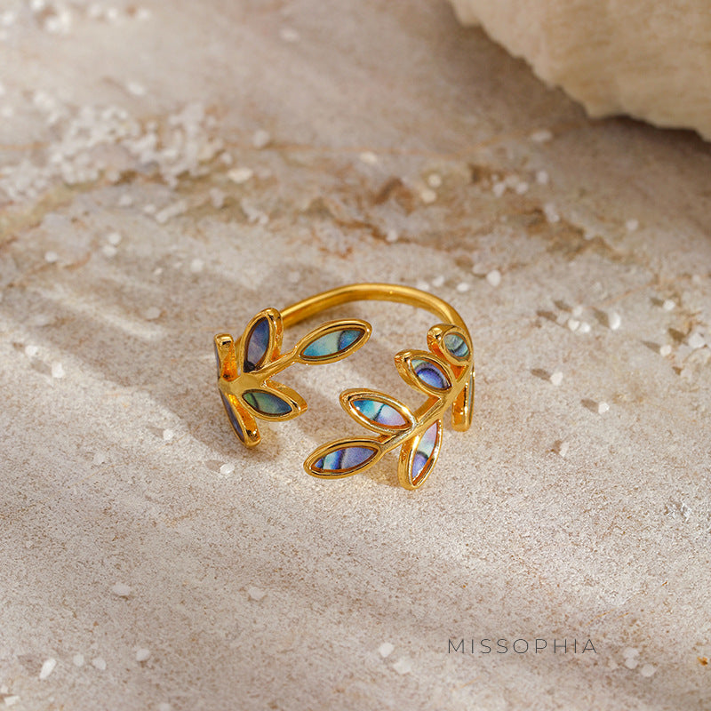 Zaniah Enamel Leaf Ring [TN0MPTOM]